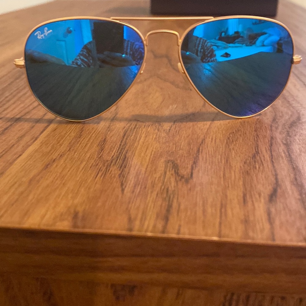 Ray ban mirrored sunglasses